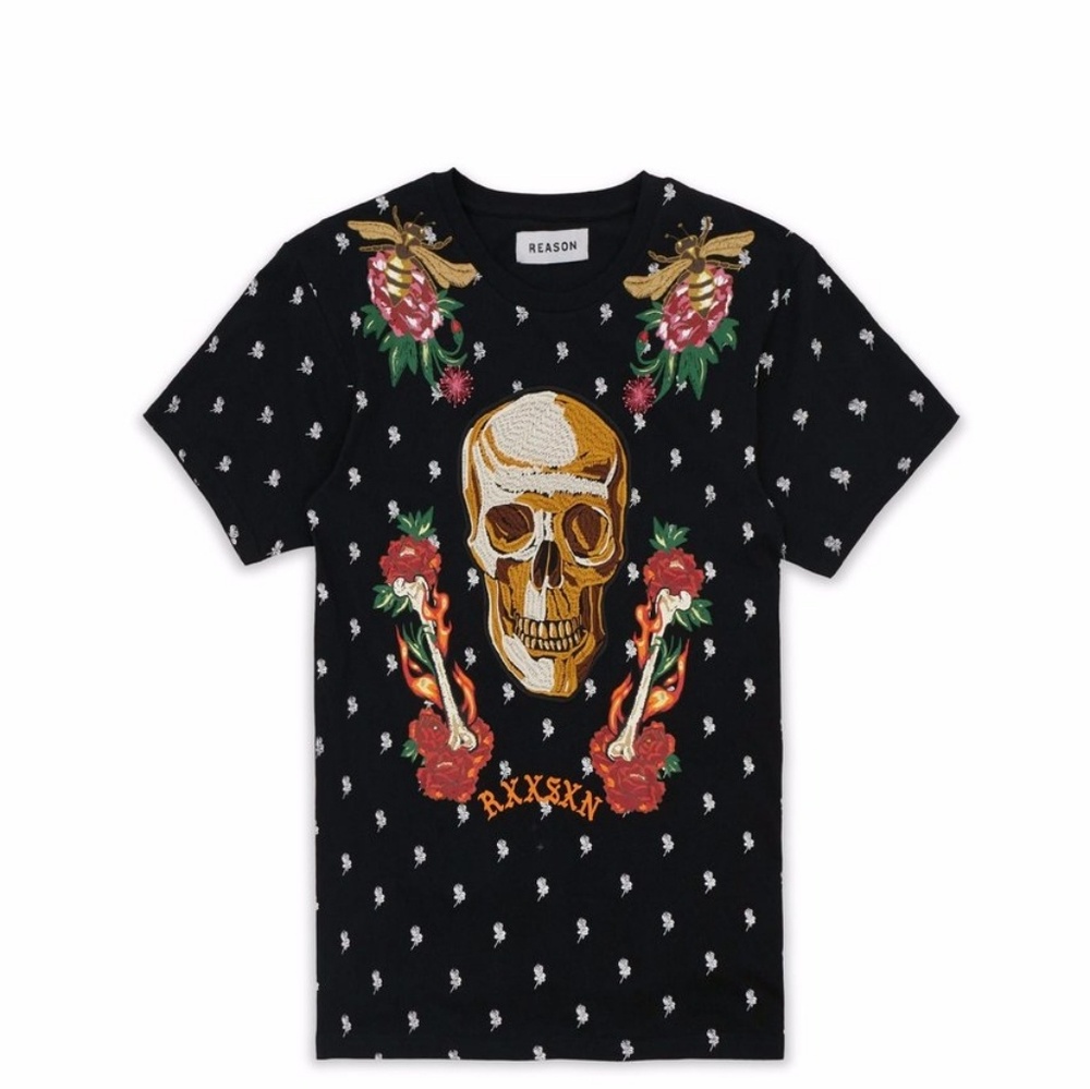 🆕️FIRE SKULL & ROSES TEE S,M - Picture 2 of 8